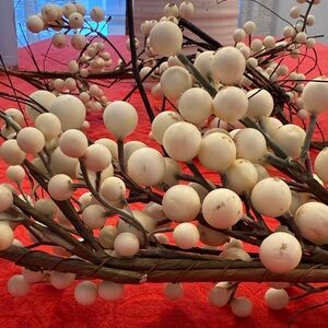 Crate&Barrel white Berry Garland